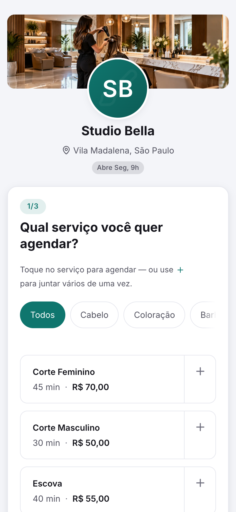 Página de agendamento do Caapto no celular, com serviços e preços